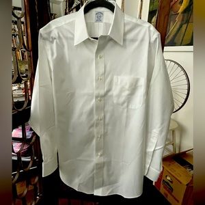 Brand New Brooks Brothers white button down Size 16-33